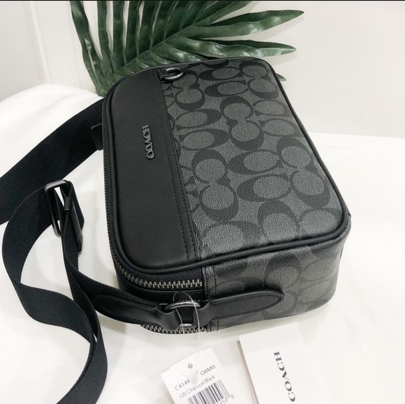 Coach Graham Crossbody In Signature Canvas in Gunmetal/Charcoal/Black - Picture 3 of 5